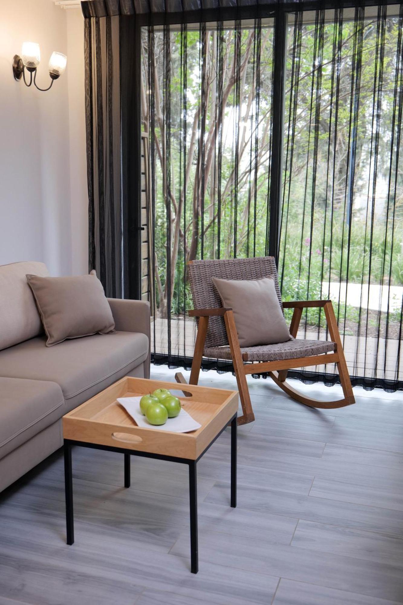 Kfar Giladi Hotel Exterior photo